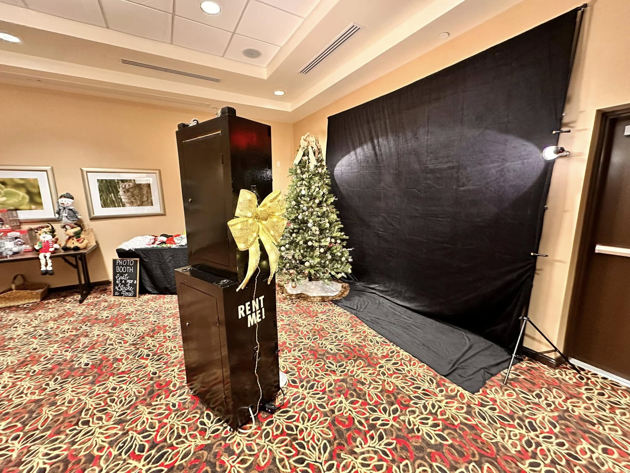Young's Photobooth gallery photo